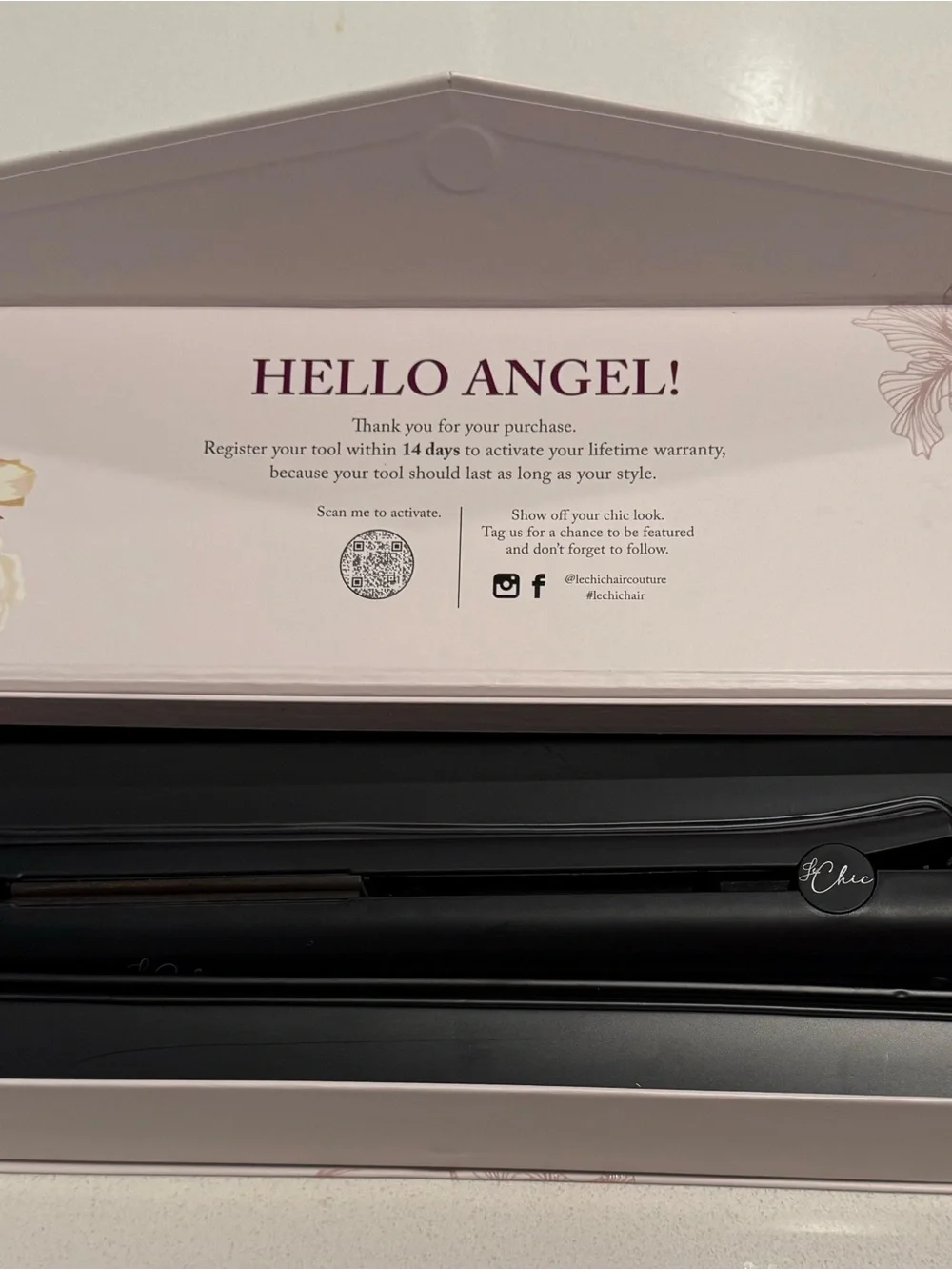 chic Ceramic Ionik Flat Iron - Black